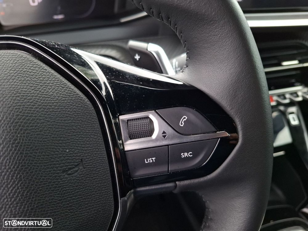 Peugeot 2008 1.2 Hybrid Active e-DCS6 - 17