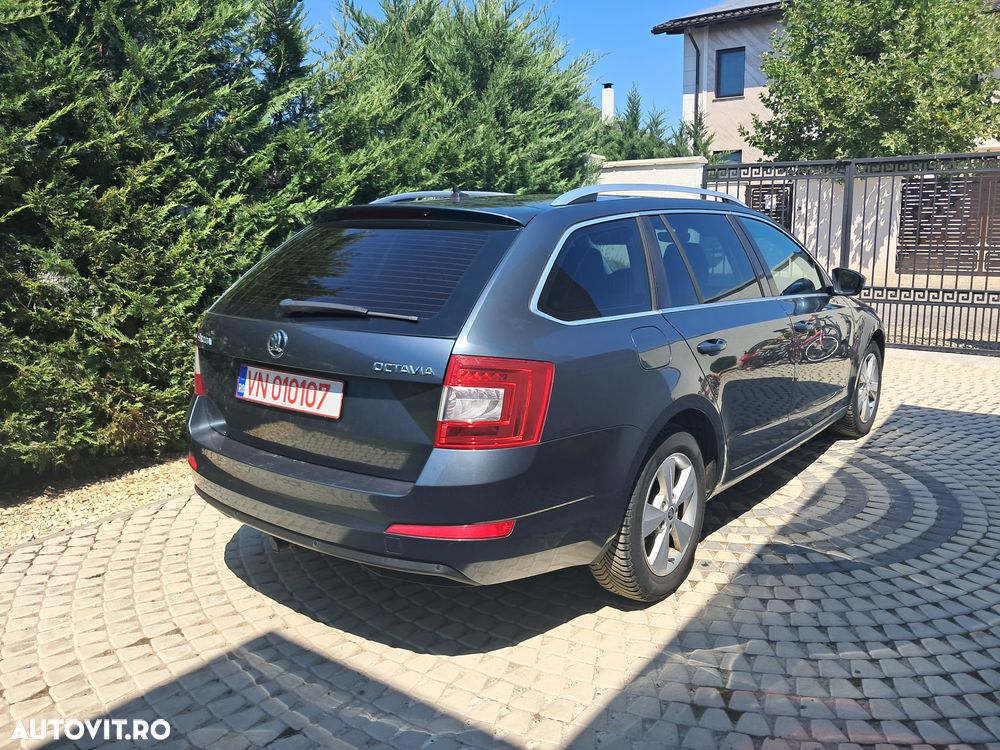 Skoda Octavia 2.0 TDI Style - 8