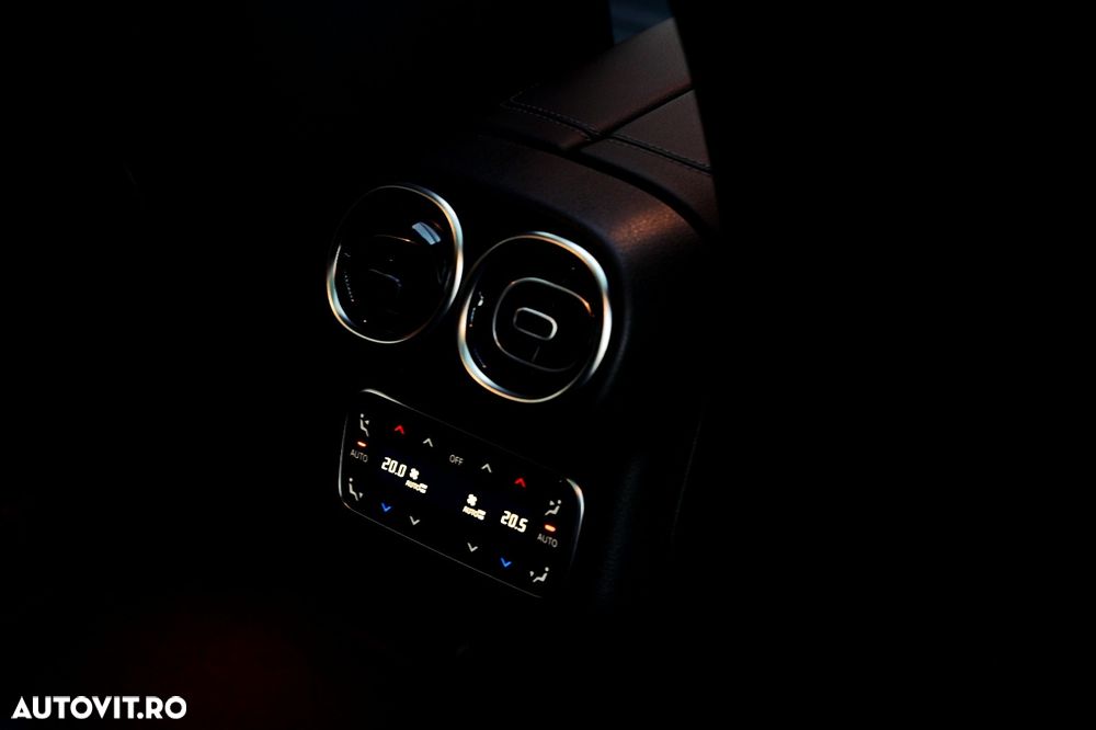 Mercedes-Benz GLC 400 e 4Matic 9G-TRONIC AMG Line Advanced - 37