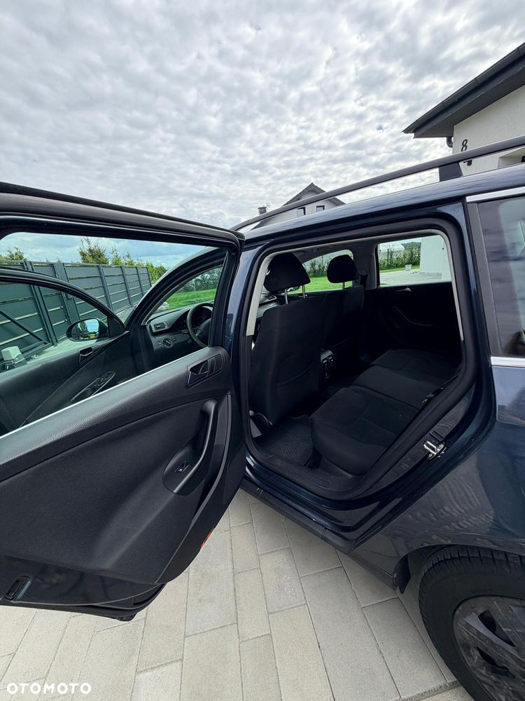 Volkswagen Passat 2.0 TDI DPF Highline - 10