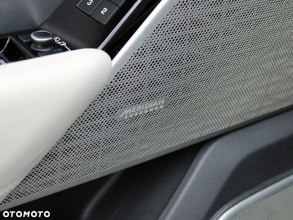 Land Rover Range Rover Velar - 36