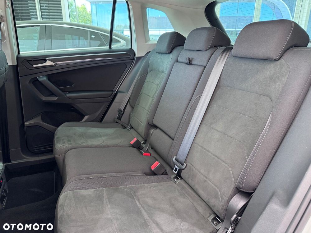 Volkswagen Tiguan - 13