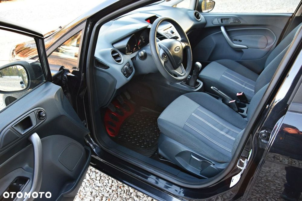 Ford Fiesta 1.4 Silver X - 27