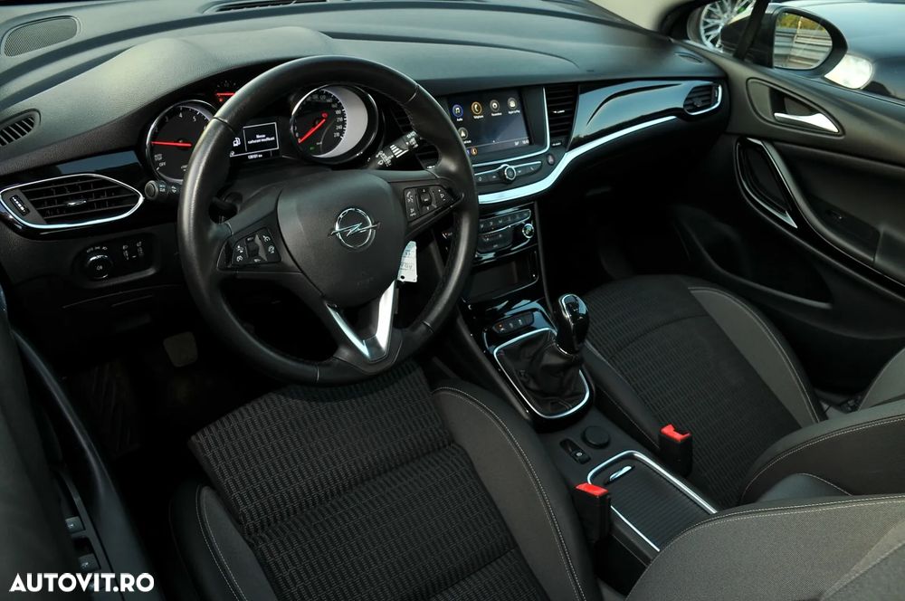 Opel Astra 1.2 Turbo Business Edition - 17