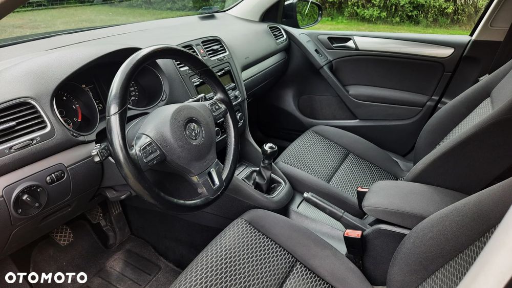 Volkswagen Golf 1.6 TDI DPF Trendline - 11