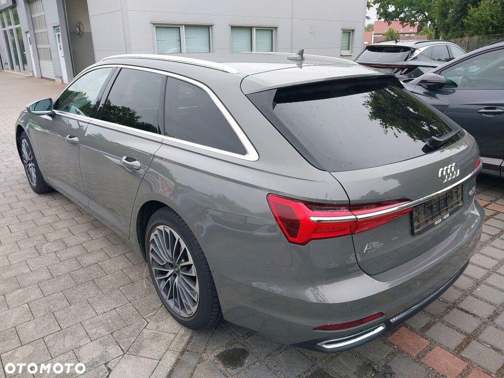 Audi A6 - 4