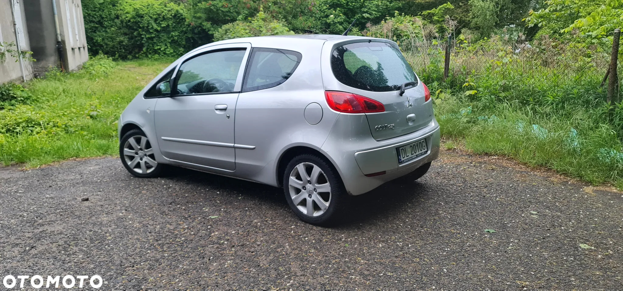 Mitsubishi Colt - 6