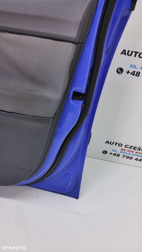 VW Polo 9N Drzwi Prawy Przód LA7E - 11