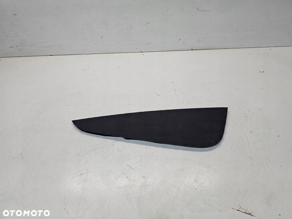 MASKOWNICA GŁOŚNIKA DESKI AUDI A4 B9 8W1819636C - 1