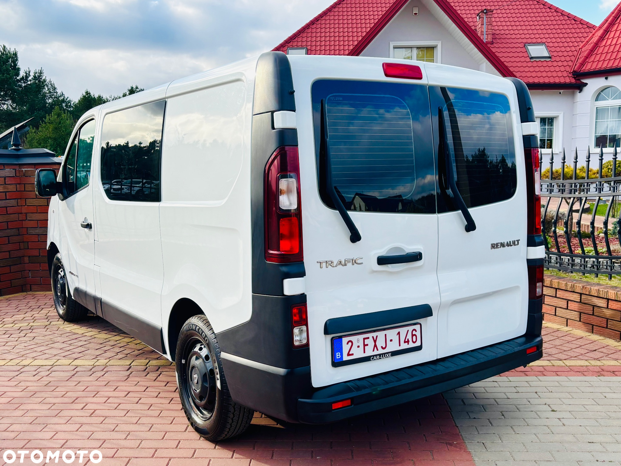 Renault Trafic - 8