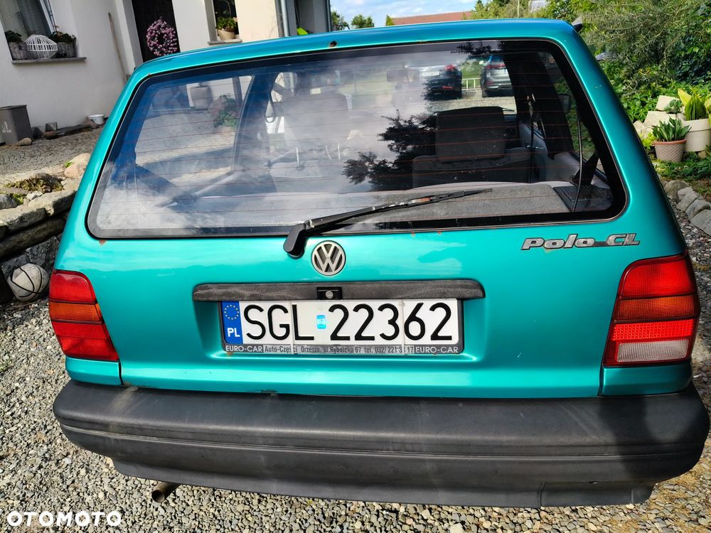 Volkswagen Polo 1.0 CL - 13
