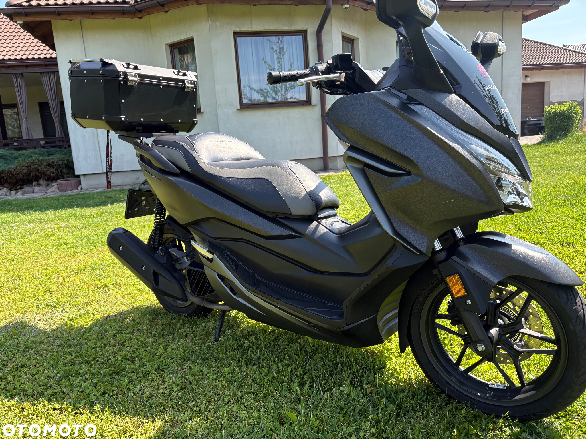 Honda NSS - 5