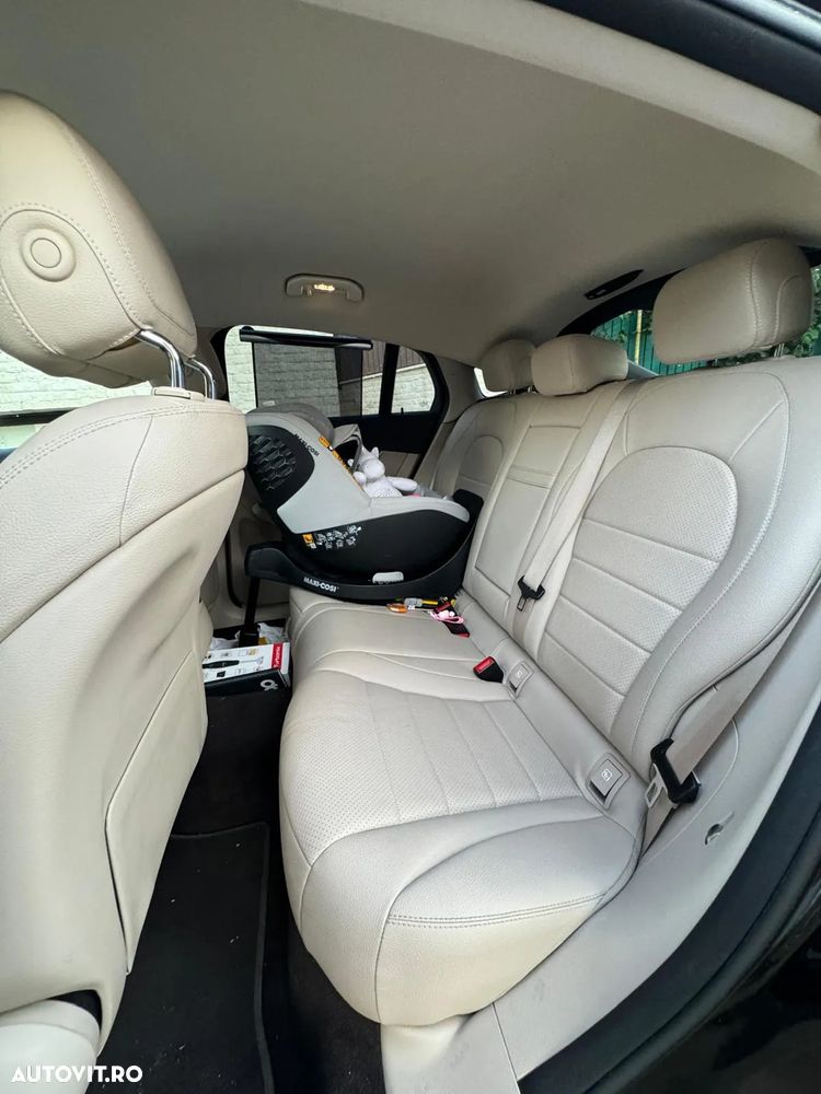 Mercedes-Benz GLC - 9