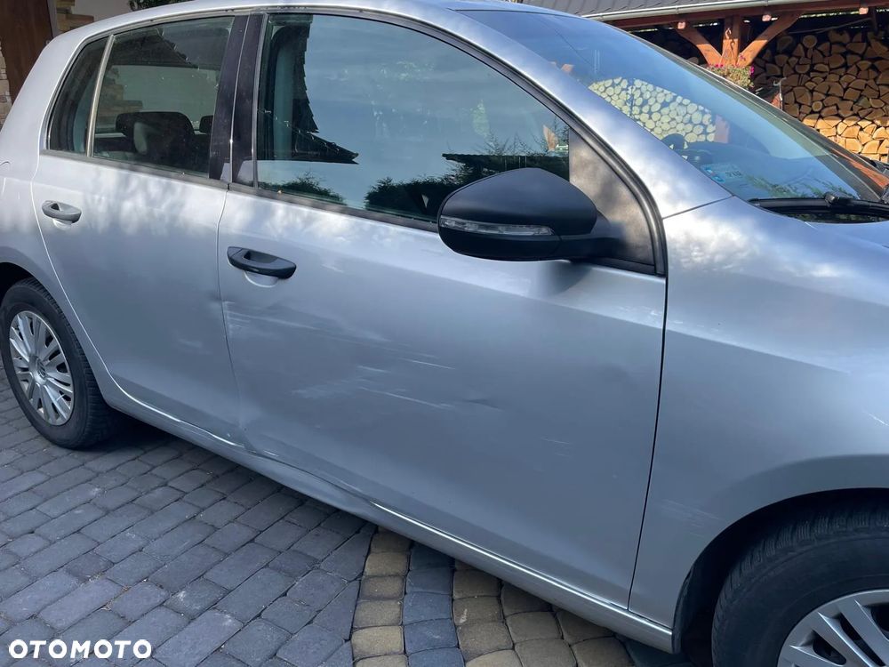 Volkswagen Golf - 14