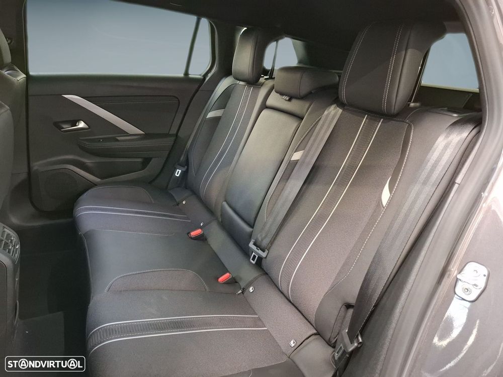 Opel Astra Sports Tourer 1.2 T GS Aut. - 12