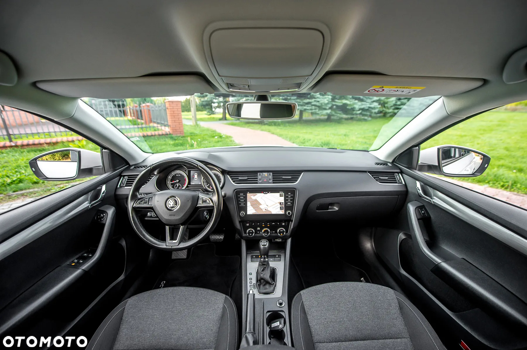 Skoda Octavia Combi 2.0 TSI 4x4 DSG Soleil - 30