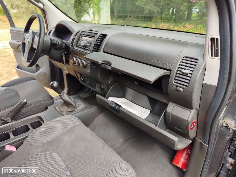 Nissan Navara 2.5 dCi CD LE - 38
