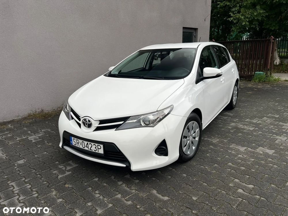 Toyota Auris 1.4 D-4D Active - 4