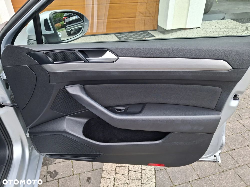 Volkswagen Passat 2.0 TDI EVO Business - 7