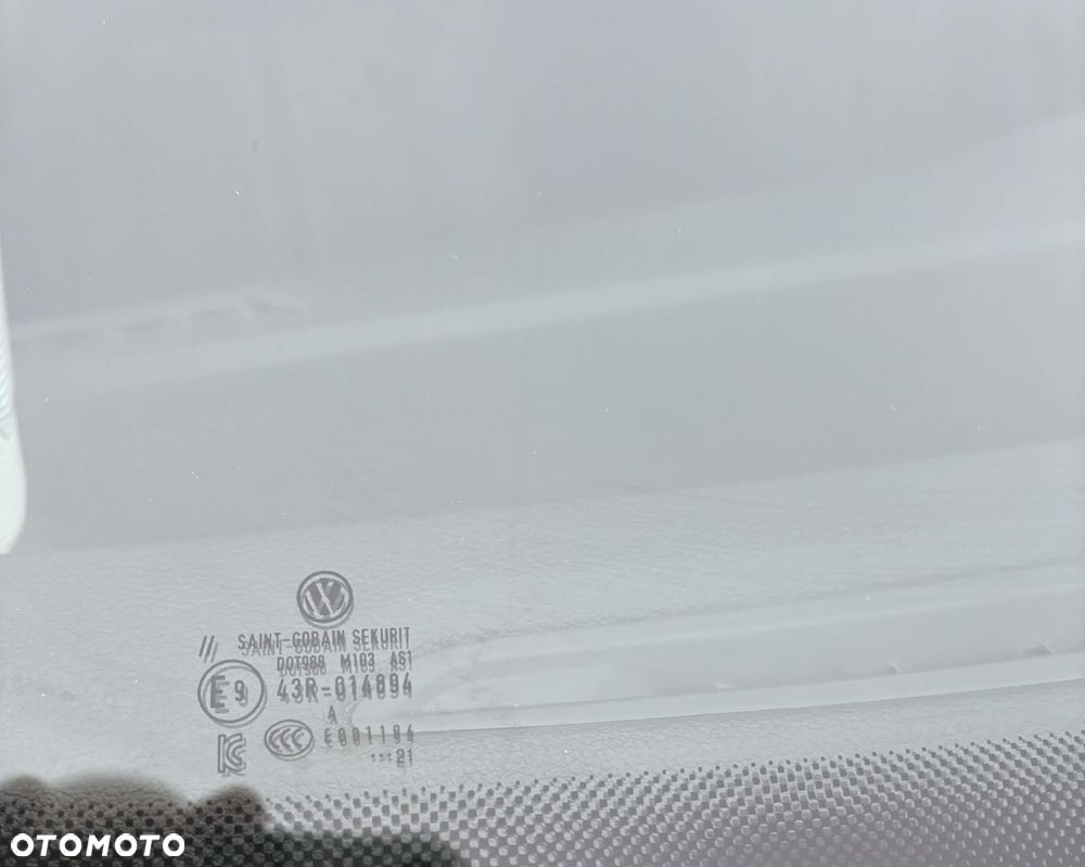 Volkswagen T-Roc - 9