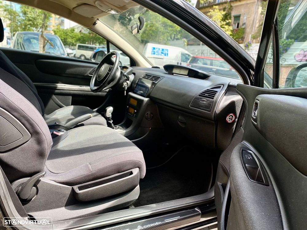 Citroën C4 Coupé 1.6 HDi 110 VTR - 22