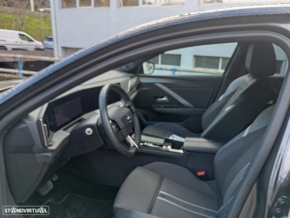 Opel Astra Sports Tourer 1.2 T GS Aut. - 4