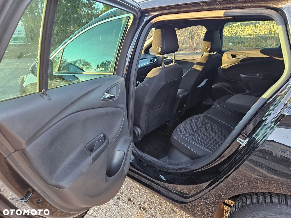 Opel Astra 1.6 D (CDTI) Dynamic - 13