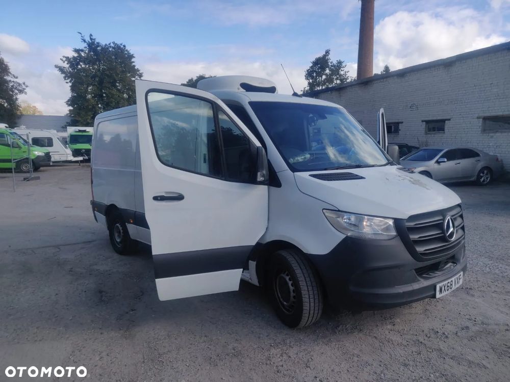 Mercedes-Benz Sprinter - 30