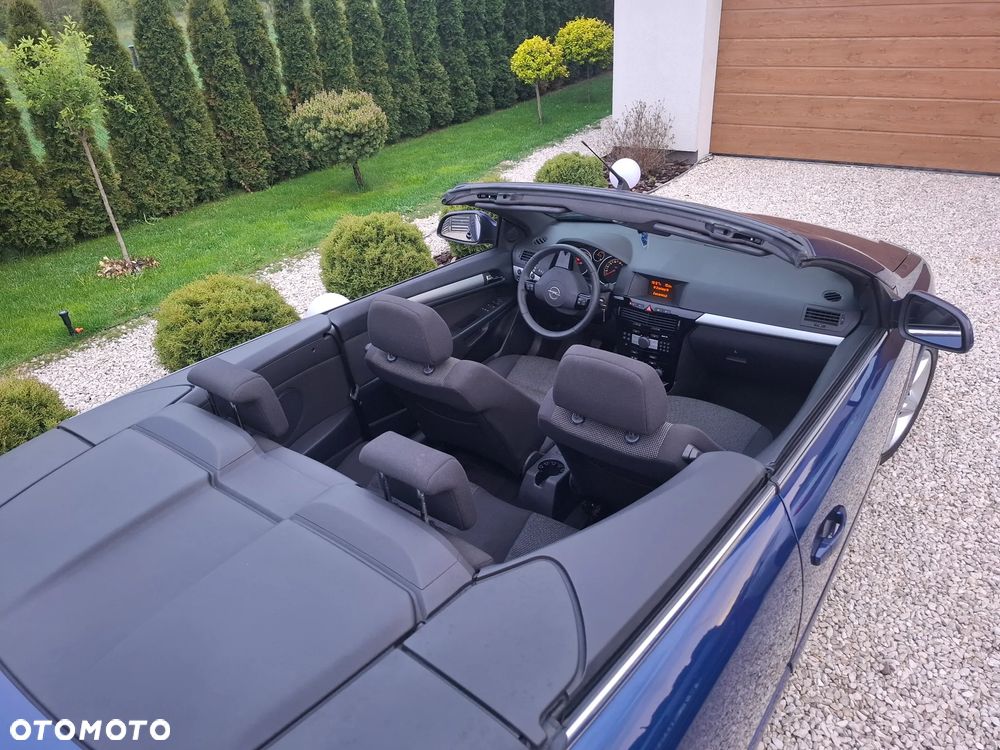 Opel Astra 1.8 Edition 111 Jahre - 29