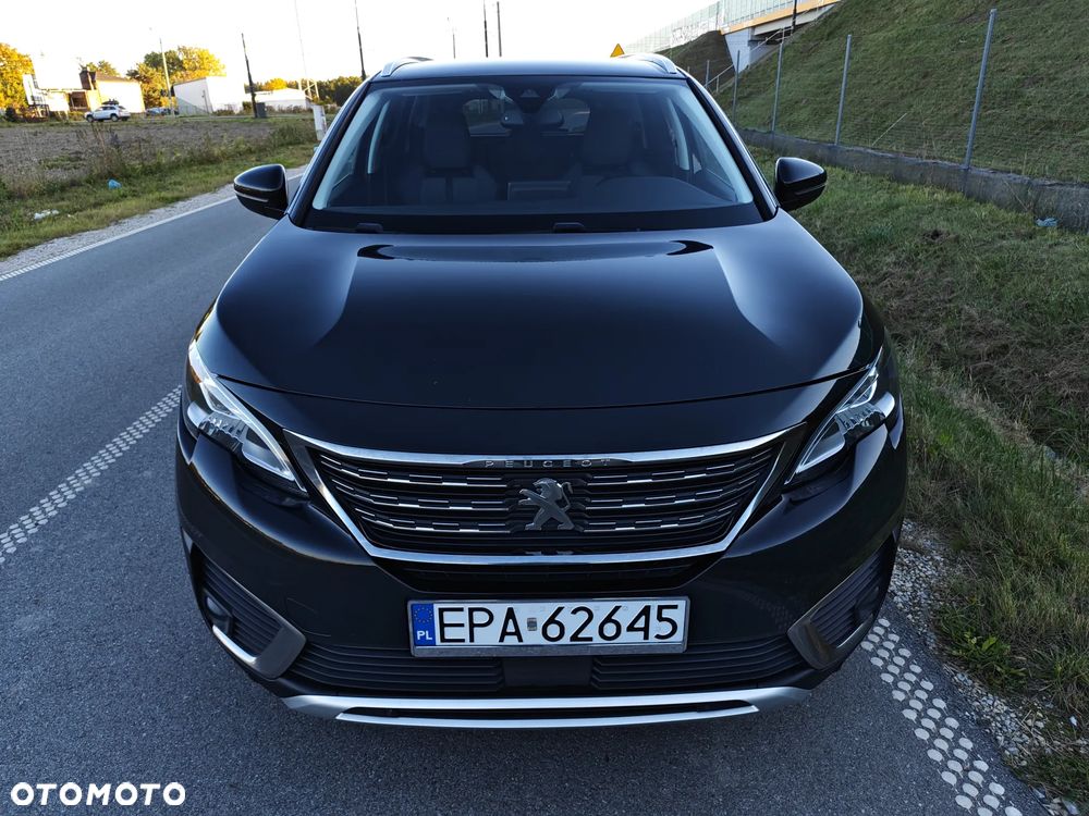 Peugeot 5008 2018 photo 2