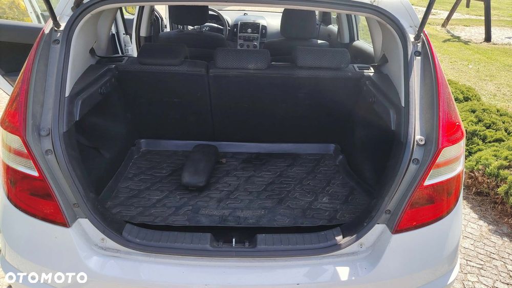 Hyundai i30 1.4 Classic + - 6