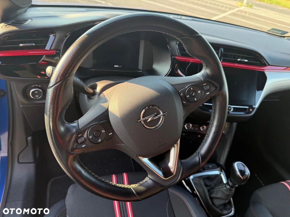 Opel Corsa 1.2 GS Line S&S - 12