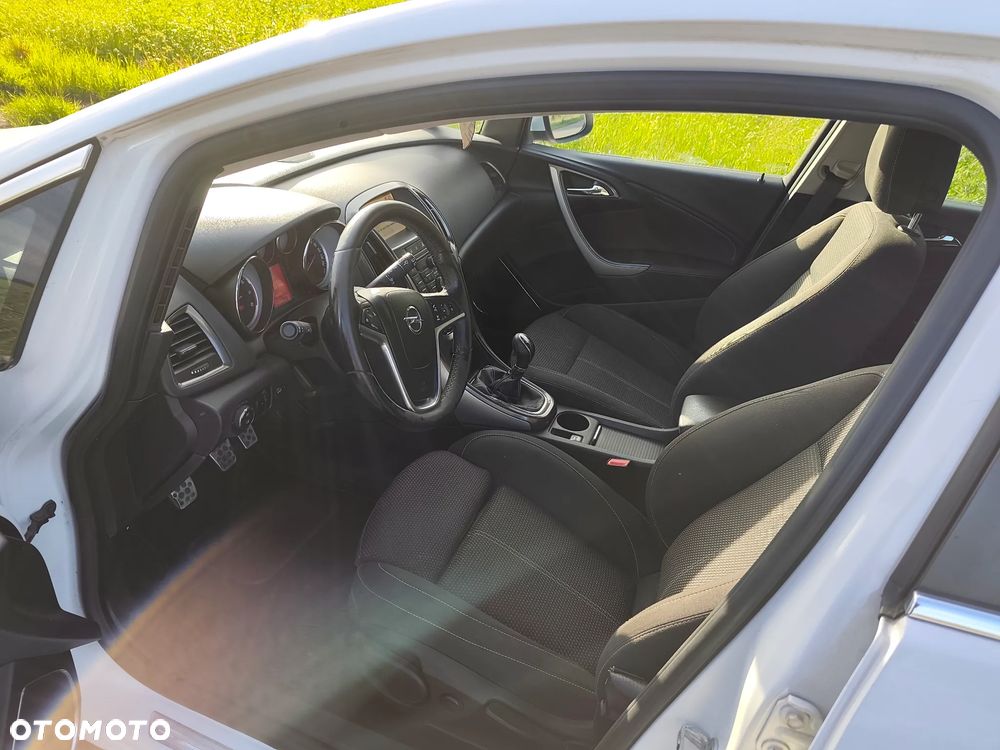Opel Astra - 11