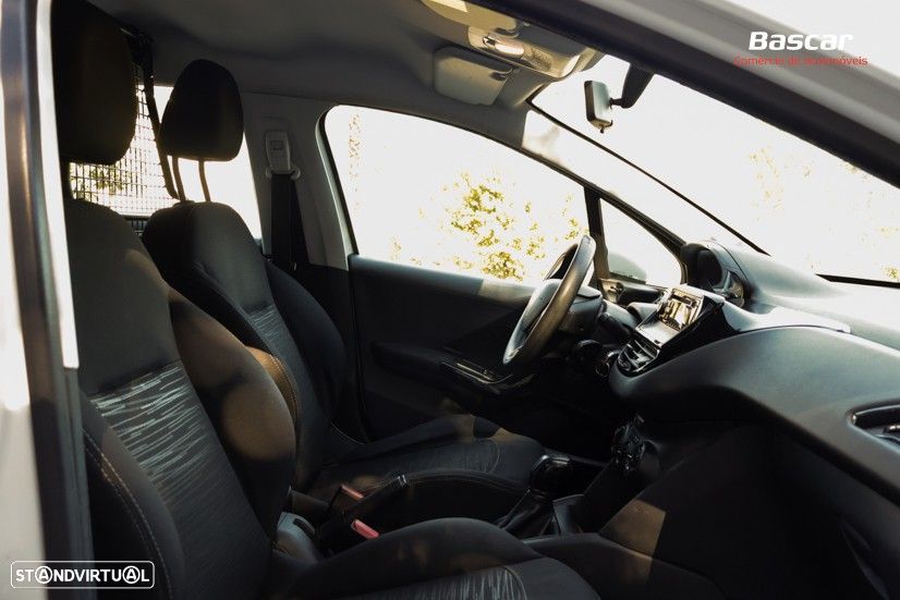 Peugeot 208 1.4 HDi Active - 14