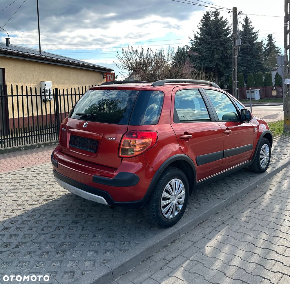 Suzuki SX4 - 5