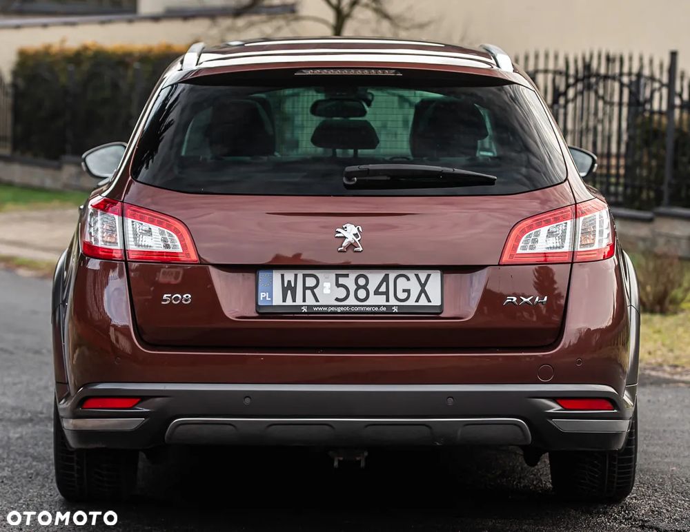 Peugeot 508 RXH Hybrid4 - 16