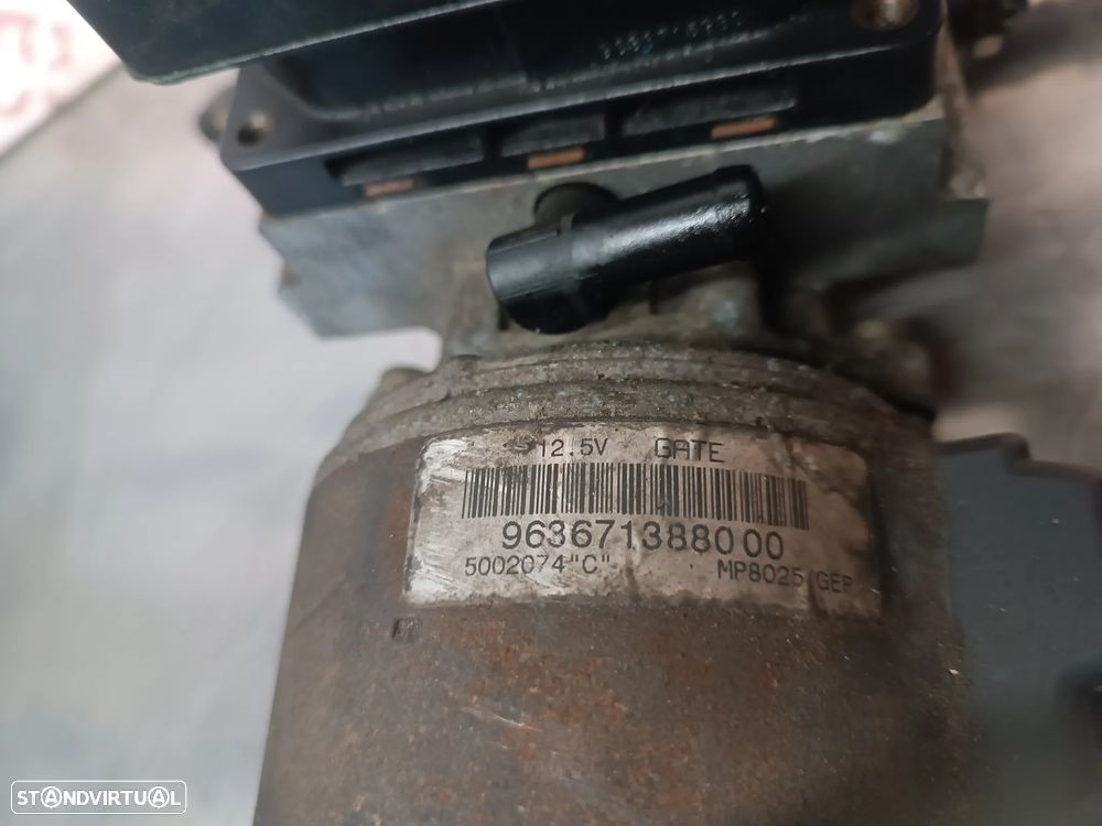 BOMBA DA SUSPENSÃO HIDRAULICA CITROEN C5 01-04 04-08 9636713880  9651581280 - 2