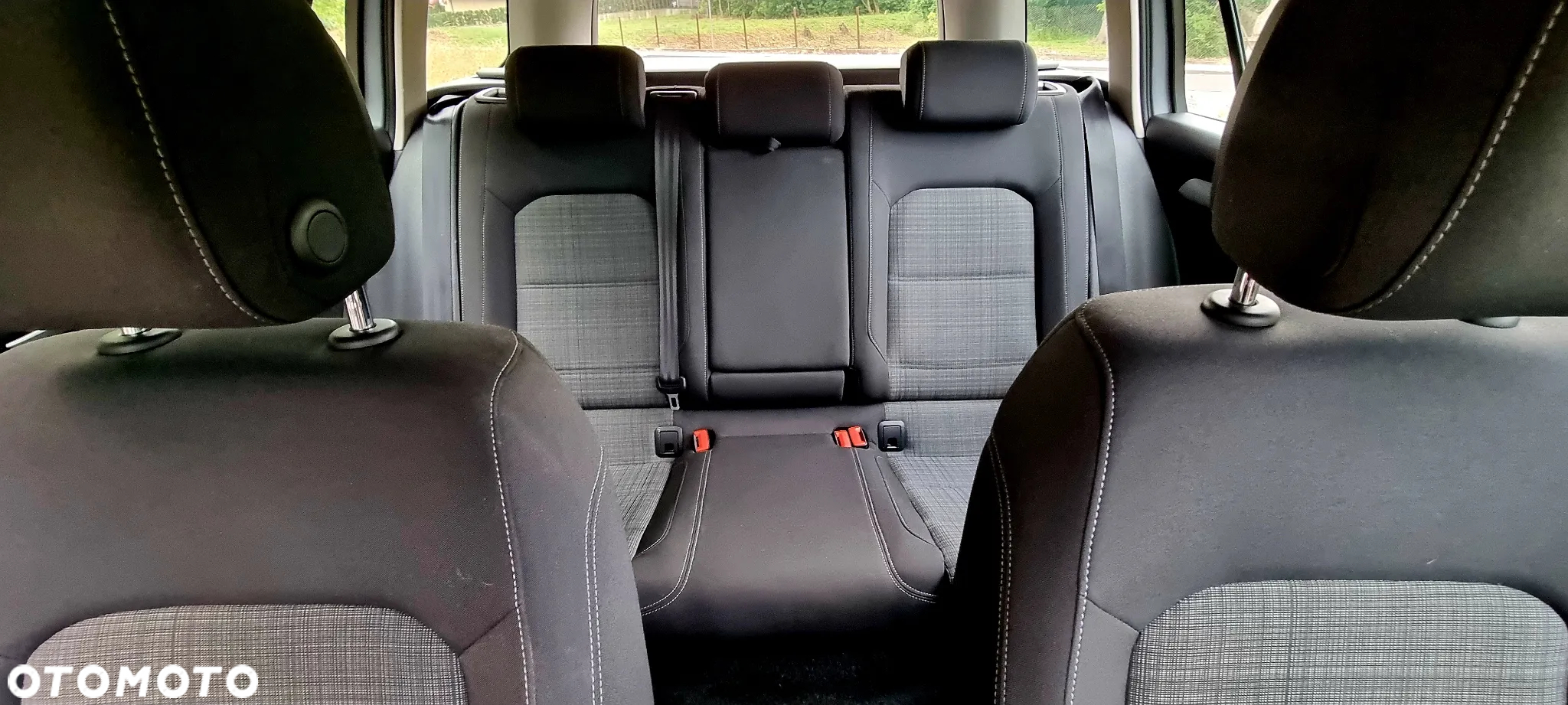 Volkswagen Passat 2.0 TDI EVO Business - 23