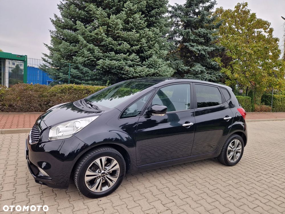 Kia Venga - 12