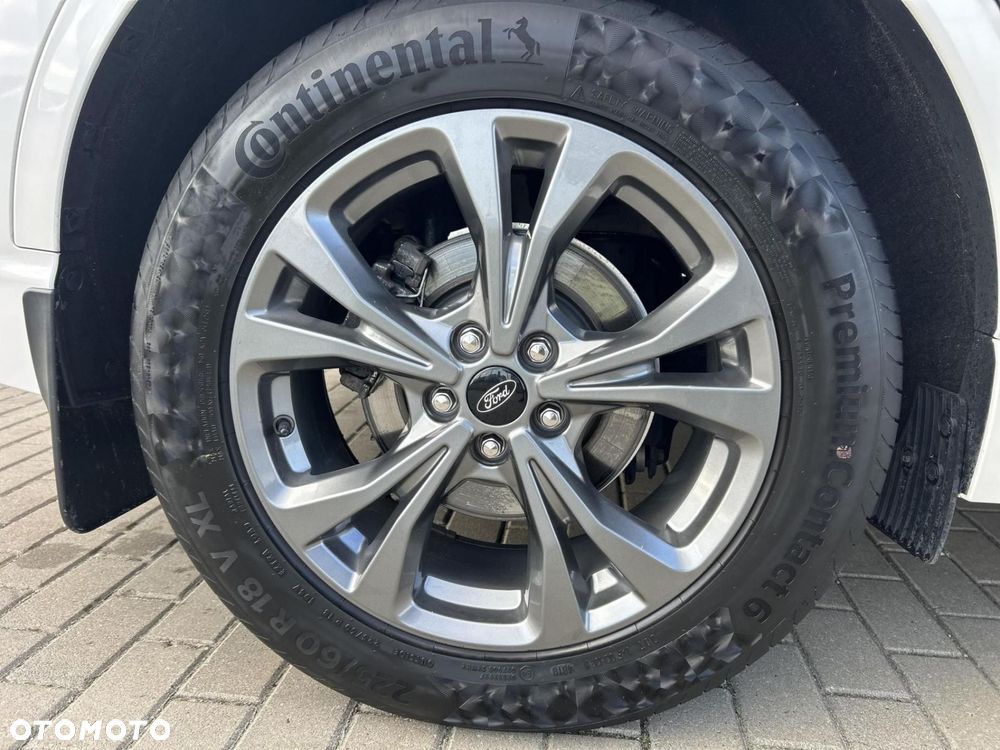 Ford Kuga - 20