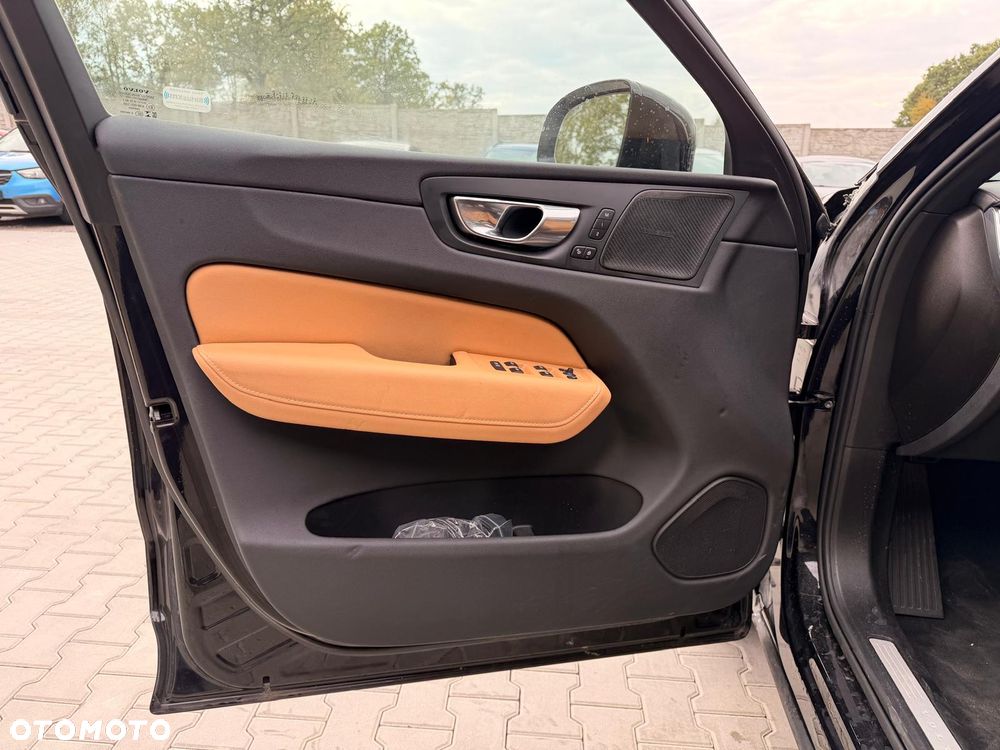 Volvo XC 60 T6 AWD Geartronic Inscription - 23