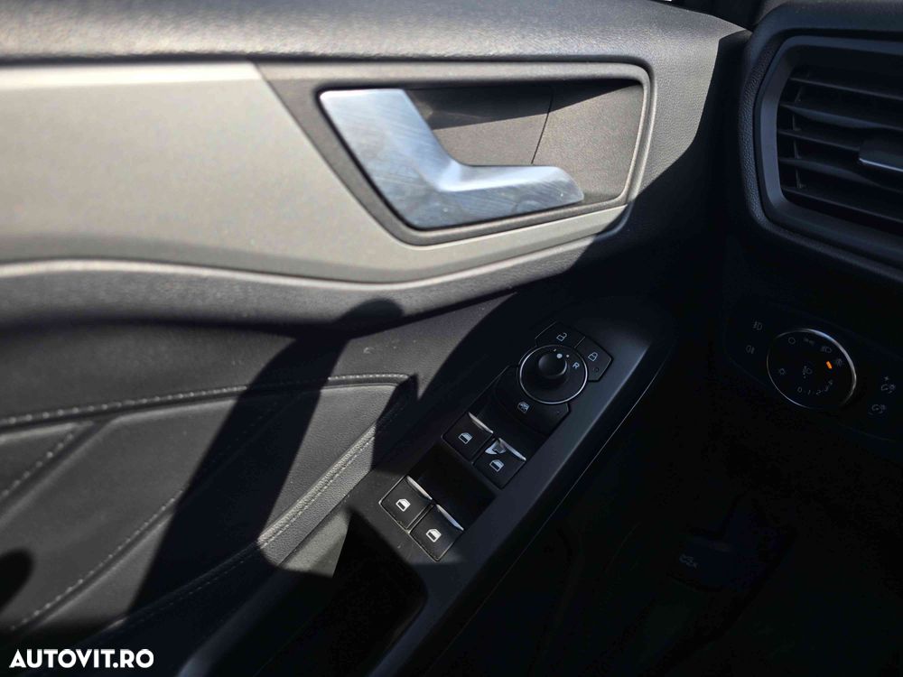 Ford Focus - 17