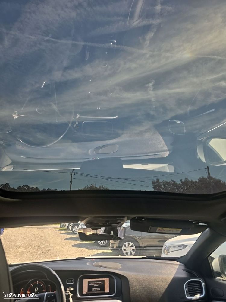 Volvo V40 2.0 D3 R-Design Geartronic - 17