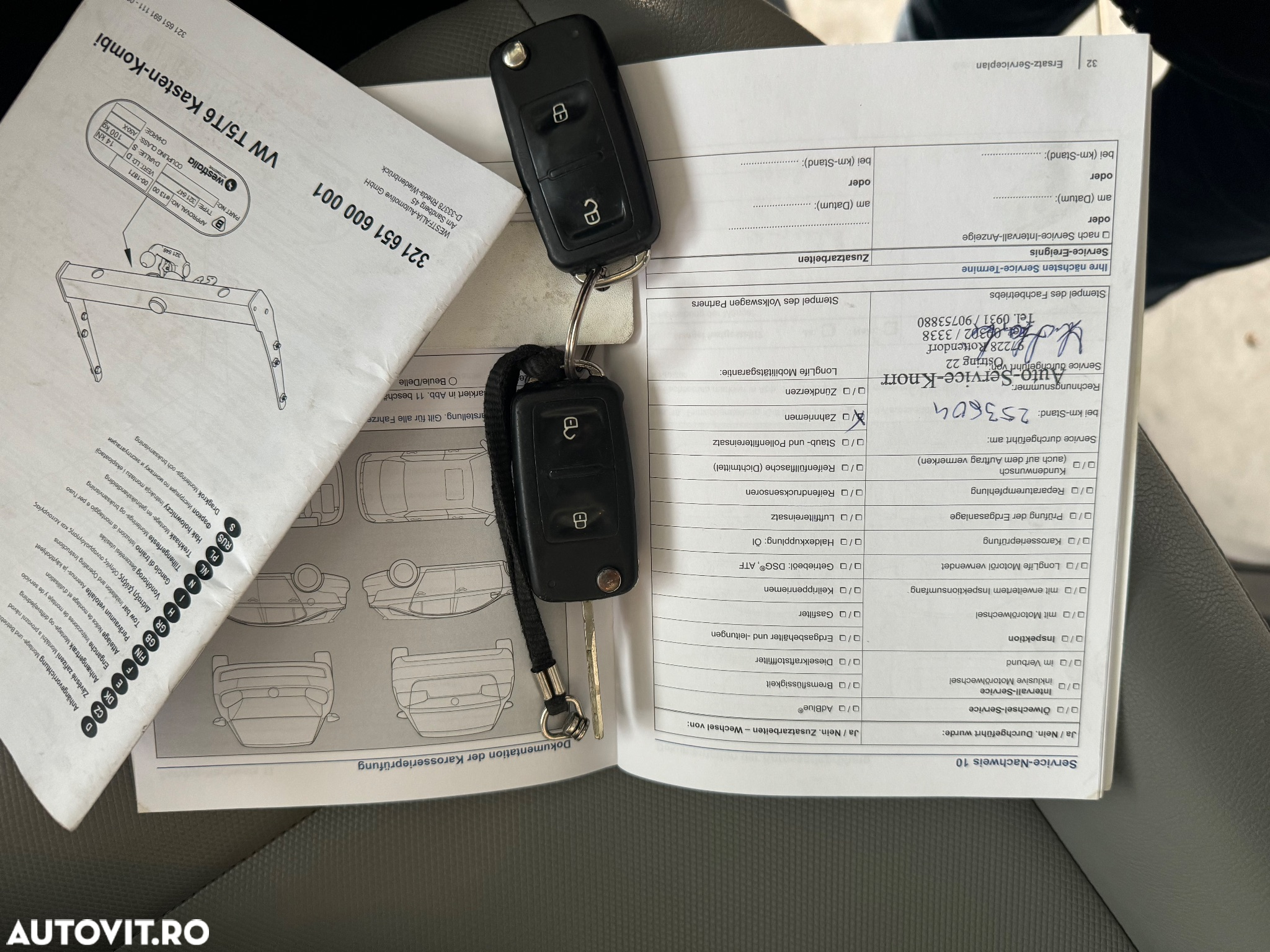 Volkswagen Caravelle - 32