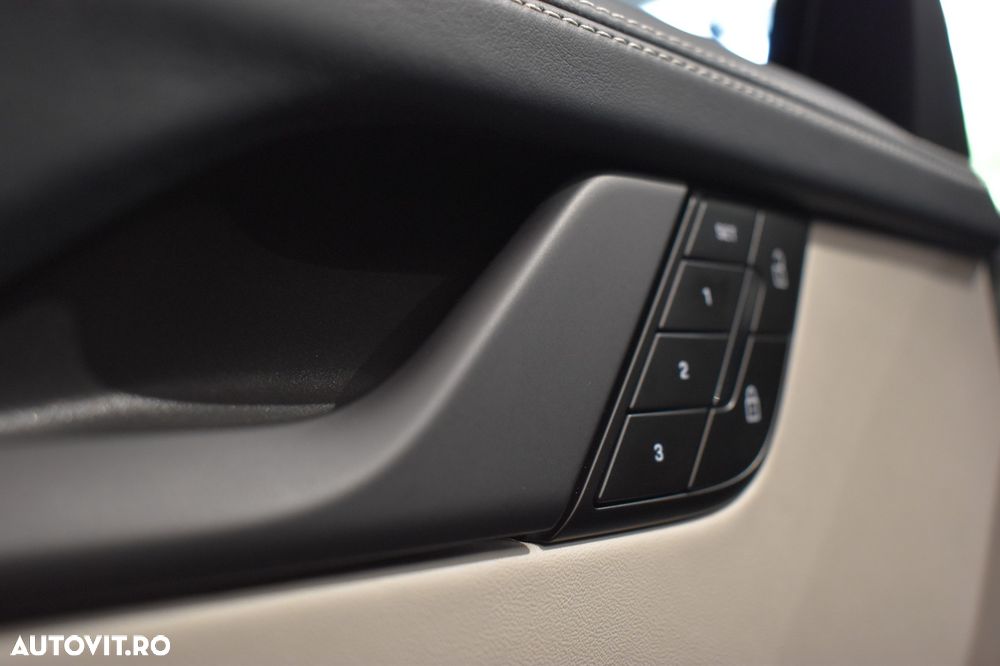PORSCHE 911 2025 — imagine 10
