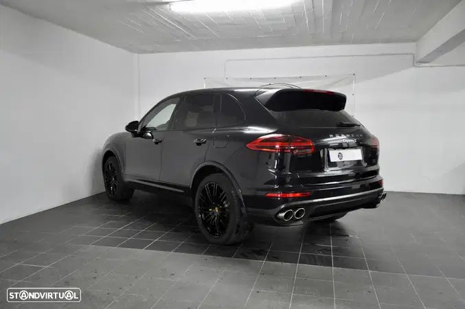 Porsche Cayenne S E-Hybrid - 5