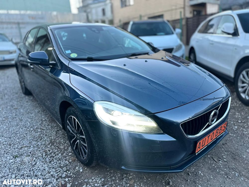 Volvo V40 D3 Geartronic Kinetic - 4