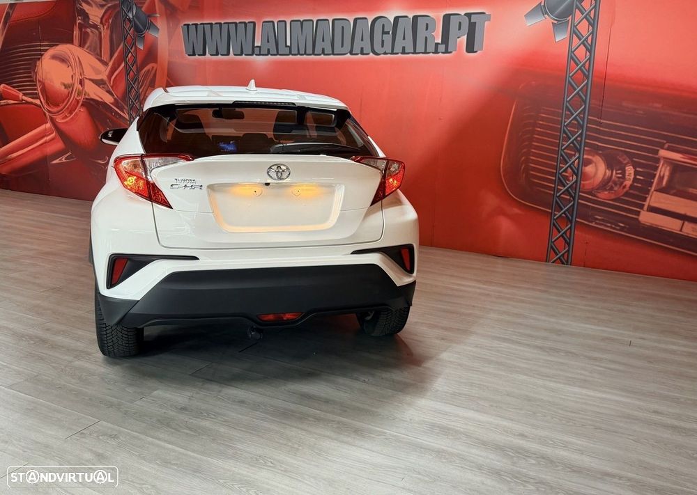Toyota C-HR 1.2T Comfort+P.Style - 4