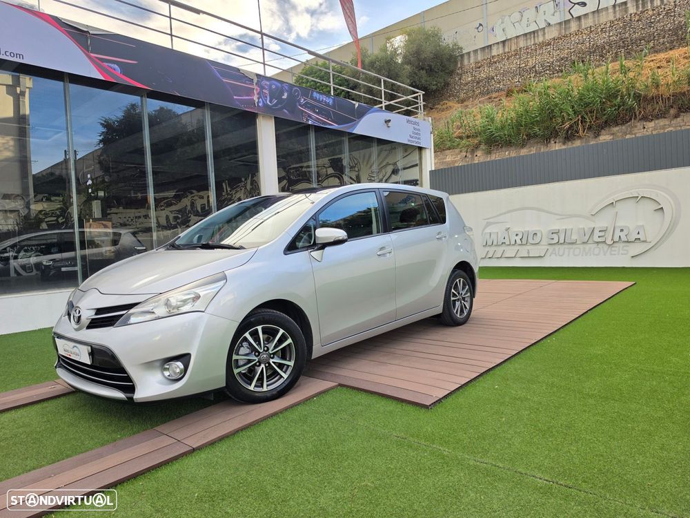 Toyota Verso 1.6 D-4D Comfort - 4