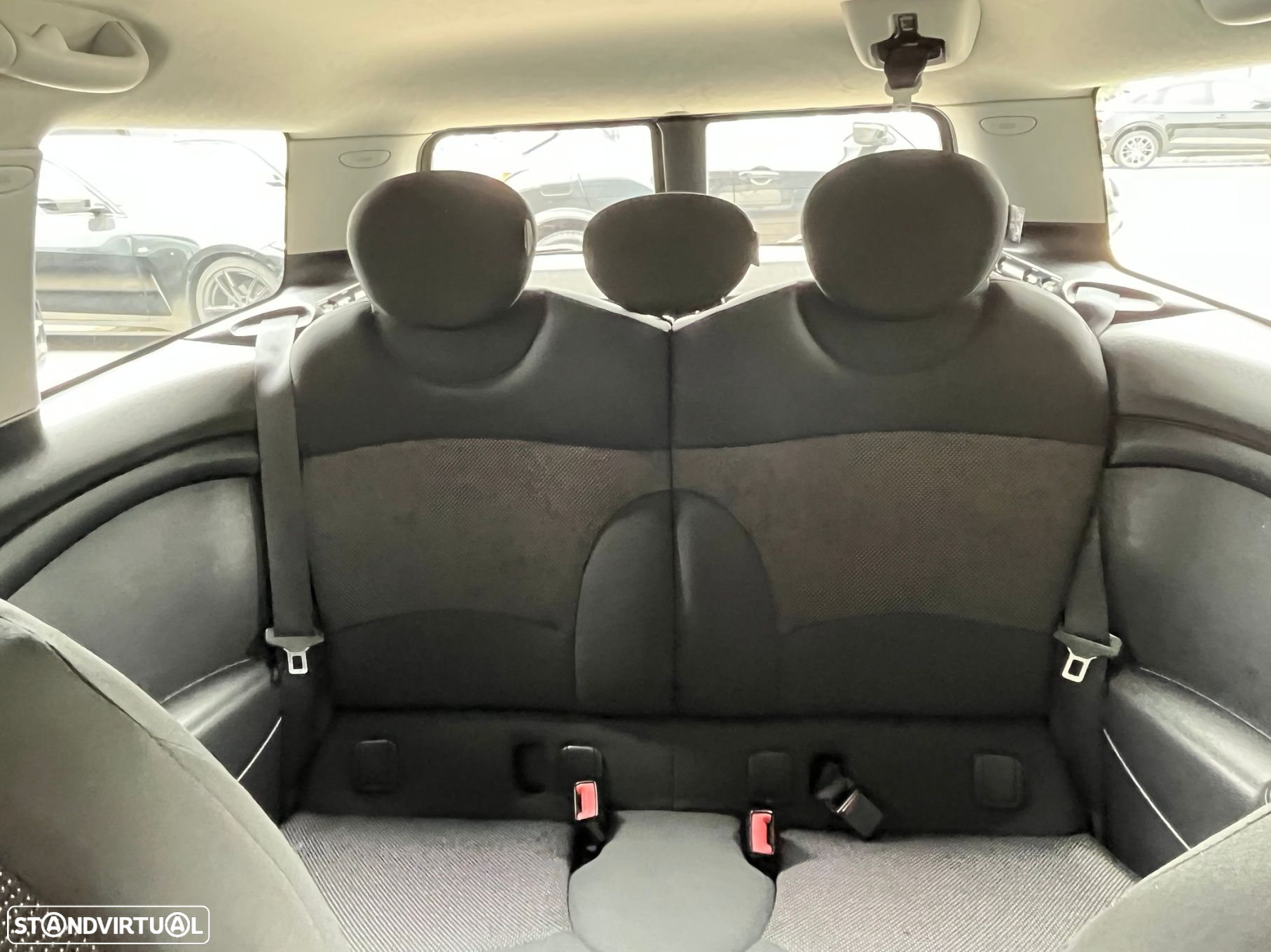 MINI Clubman Cooper D - 34